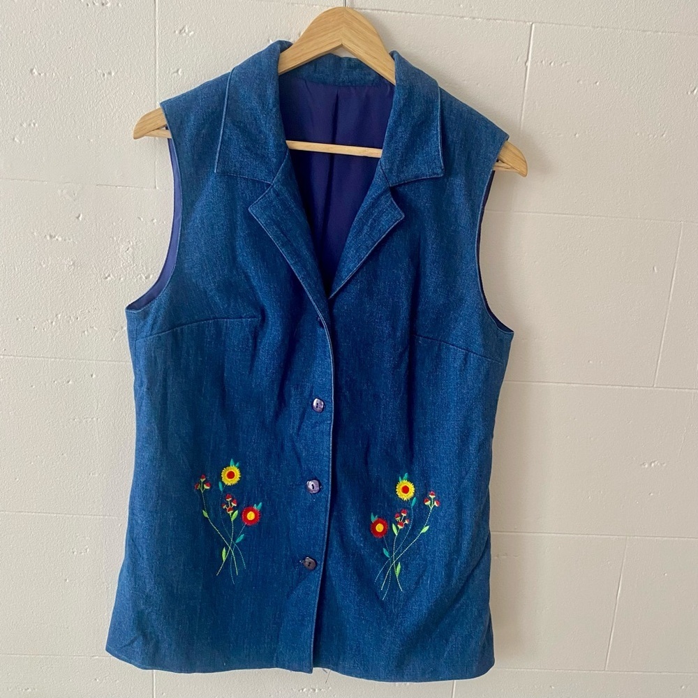 Handmade Vest | Blue Cottagecore Embroidered Flowers Chambry | Size Medium